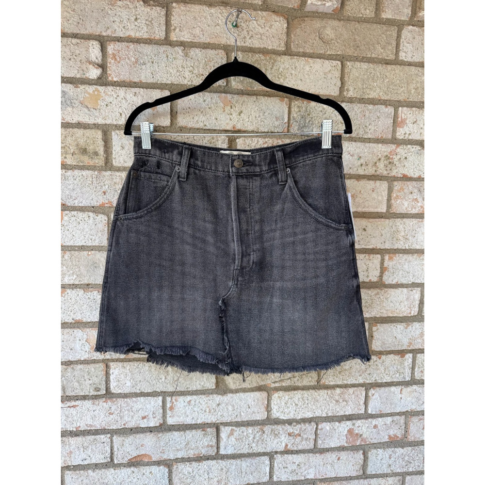 Free People Women’s Faded Black Denim Jeans Skirt Size 30 NWT